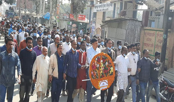 মাতৃভাষা দিবসে পীরগঞ্জ উপজেলা বিএনপির র‌্যালী ও পুষ্পমাল্য অর্পণ