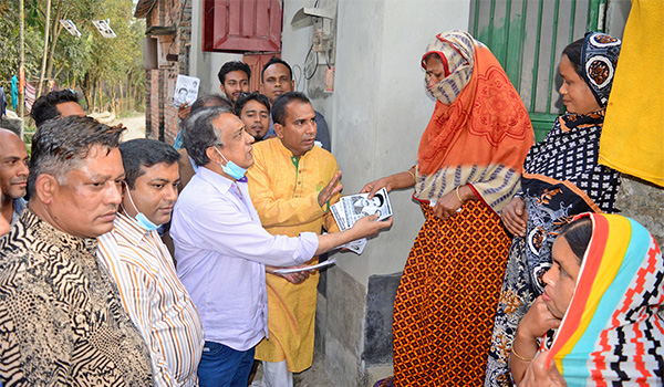 বগুড়ায় পৌর নির্বাচনে ধানের শীষের গনসংযোগ সরকার নির্বাচনী ব্যাবস্থাকে তামাশায় পরিনত করেছে-স্বাধীন