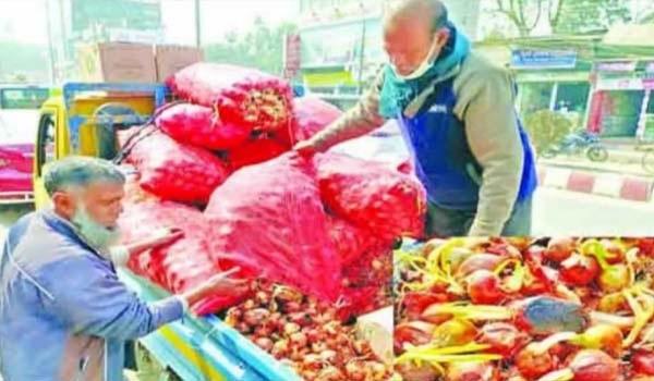 ভোলায় টিসিবির পচা পিঁয়াজ না কিনলে দেয়া হচ্ছে না অন্য পণ্য