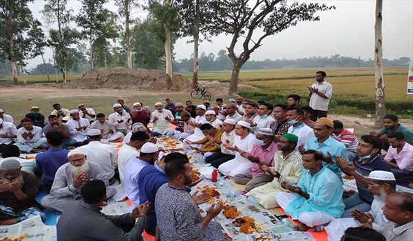 বেগম খালেদা জিয়ার সুস্থতা কামনায় গাবতলীর মহিষাবানে দোয়া মাহফিল অনুষ্ঠিত