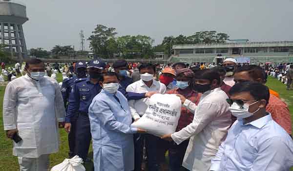 প্রধানমন্ত্রীর উপহার পেলো সুনামগঞ্জের ৭৫০ কর্মহীন পরিবার