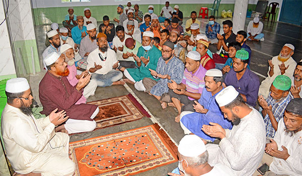 শ্রমিক দলের প্রতিষ্ঠা বার্ষিকীতে বগুড়ায় খালেদা জিয়ার সুস্থতা কামনায় দোয়া মাহফিল