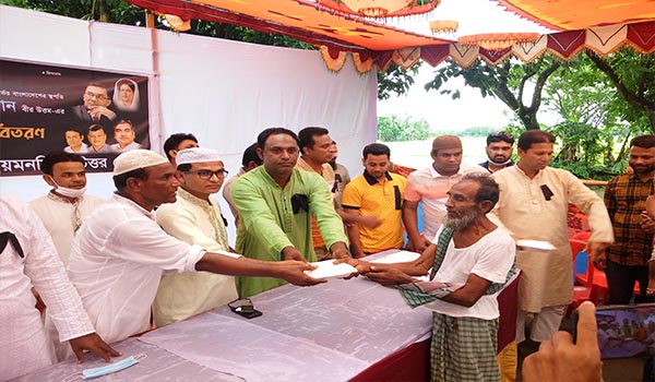 গৌরীপুরে উত্তর জেলা যুবদলের দোয়া ও খাবার বিতরণ