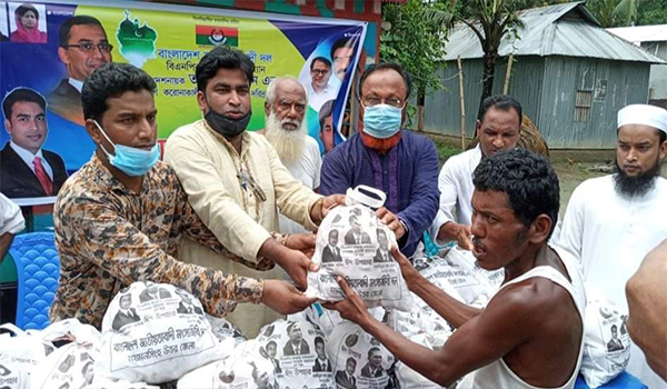 তারাকান্দায় তারেক রহমান প্রদত্ত মৎসজীবীদলের ঈদ সামগ্রী বিতরণ