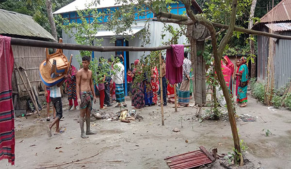 সালথায় দোকানীর করোনা উপসর্গে মৃত্যু, পরিবারের দাবি আঘাতে