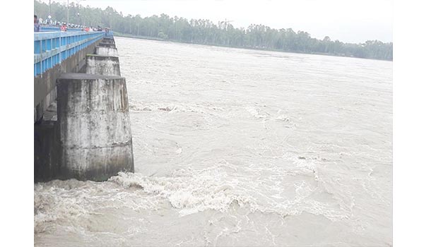 তিস্তার পানি বিপৎসীমার ১৫ সেন্টিমিটার উপরে, বন্যার আশঙ্ক