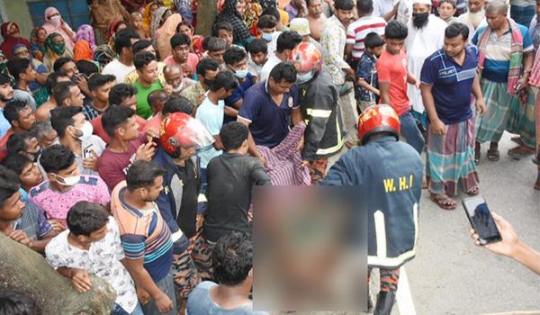 যশোরে সেপটিক ট্যাংক পরিষ্কারের সময় প্রাণ গেল বাবা-ছেলের