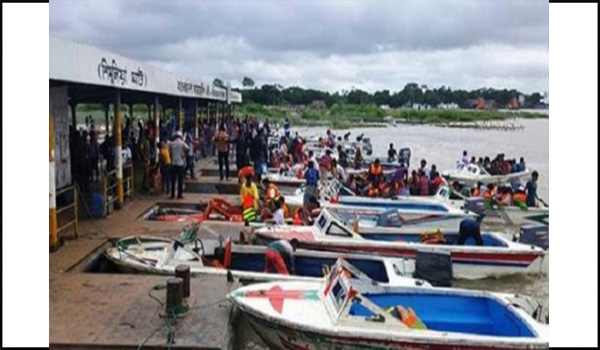 সন্ধ্যার পর লঞ্চ-স্পিডবোটে পদ্মা পারাপারে নিষেধাজ্ঞা