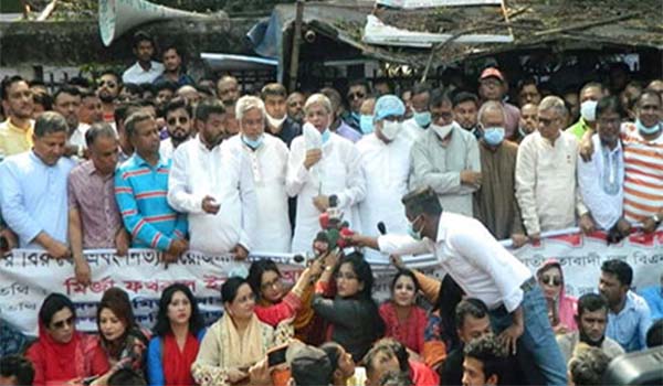 সরকার দেশ পরিচালনায় সম্পূর্ণ ব্যর্থ : মির্জা ফখরুল