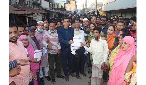 "দ্রব্যমূল্যের দাম বৃদ্ধি করে সরকার জনগণের ভোটের অধিকারের সাথে ভাতের অধিকারও কেড়ে নিতে চায়"