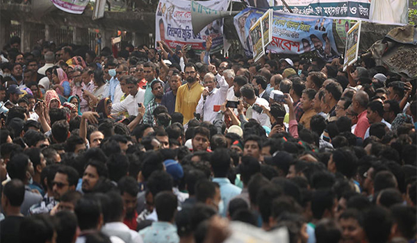 প্রেসক্লাবে বিএনপির সমাবেশ চলছে