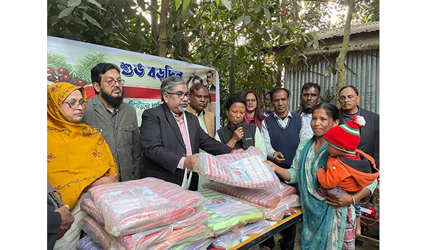 ময়মনসিংহের হালুয়াঘাটে বিএনপির সাংগঠনিক সম্পাদকের বড়দিনের শুভেচ্ছা বিনিময় ও শীত বস্ত্র বিতরণ