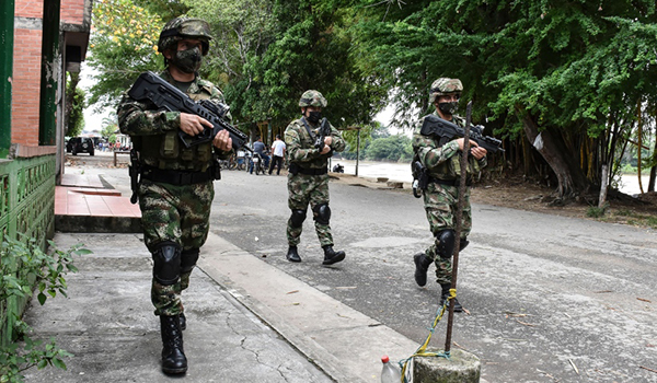 কলম্বিয়ায় বিদ্রোহী দুই গোষ্ঠীর মধ্যে সংঘর্ষে ২৩ জন নিহত