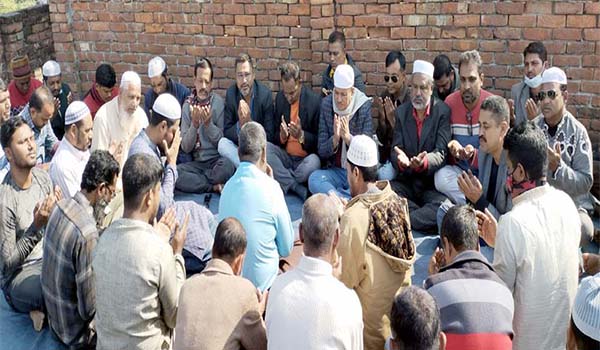 খুলনা মহানগর বিএনপির আহবায়ক মনা’র সুস্থতা কামনায় দোয়া মাহফিল