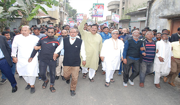 হাইব্রিড আওয়ামী লীগকে পছন্দ করে না প্রবীন নেতৃবৃন্দ - মিনু