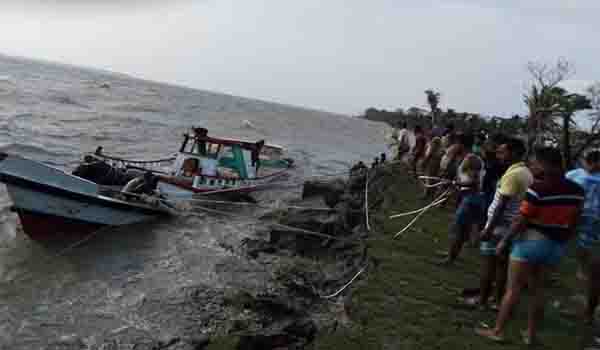 পদ্মা নদীতে গোসল করতে গিয়ে দুই বন্ধুর মৃত্যু