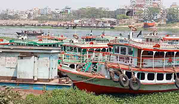 নারায়ণগঞ্জ-মুন্সিগঞ্জ নৌ রুটে লঞ্চ চলাচল বন্ধ ঘোষণা