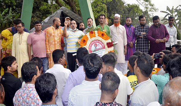 কামারখন্দে স্বাধীনতা দিবসে শহীদদের প্রতি বিএনপি’র শ্রদ্ধা