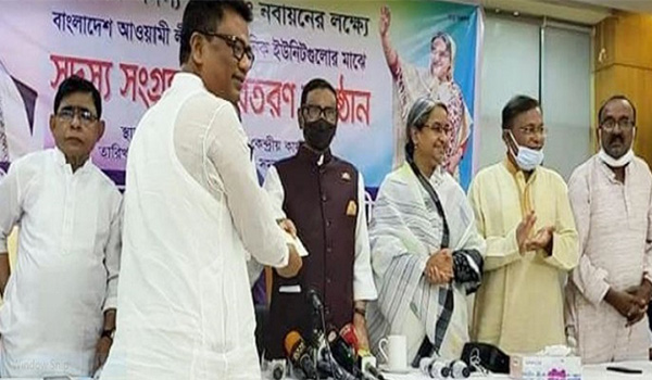 বিএনপি'র মাথায় জাতীয় সরকারের ভূত ঢুকেছে : কাদের