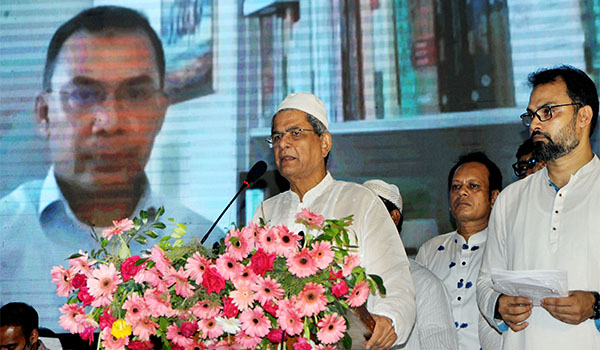 দেশে ‘নিঃশ্বাস বন্ধ’ হওয়ার মতো পরিবেশ বিরাজ করছে : মির্জা ফখরুল