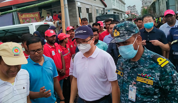 বৈরী আবহাওয়ায় ভাসানচরে আটকা পড়লেন চীনা রাষ্ট্রদূত