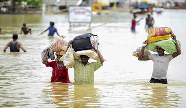 আসাম-মেঘালয়ে বন্যা ও ভূমিধসে ৩১ জনের মৃত্যু