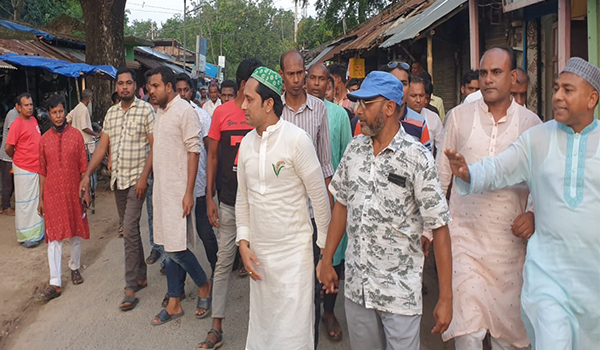 রাজশাহীতে যুবদল নেতা টুটুলের বাগমারার বিভিন্ন ইউনিয়নে শুভেচ্ছা বিনিময়