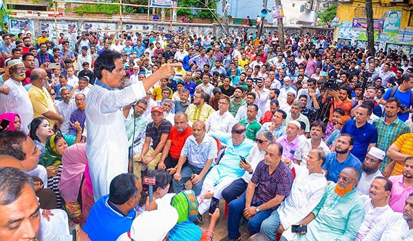 দুঃশাসনের মাধ্যমেই ক্ষমতায় টিকে থাকতে চায় সরকার : আবুল হাশেম বক্কর