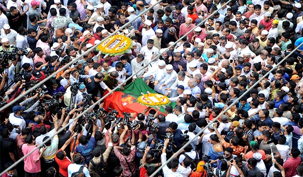 হাজারো নেতাকর্মীর শ্রদ্ধায় সিক্ত হলেন ছাত্রদল নেতা নুরে আলম