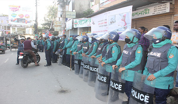 ১৪৬ পুলিশ কনস্টেবলকে ডিএমপিতে বদলি