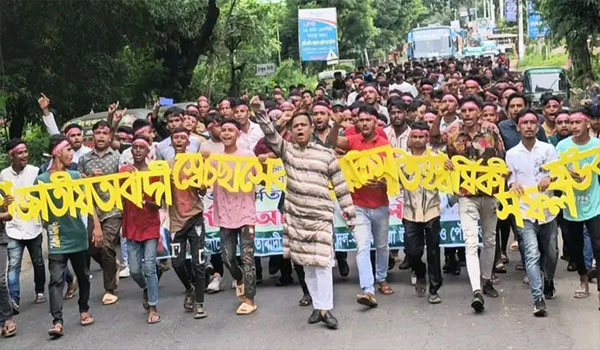 সাতকানিয়ায় স্বেচ্ছাসেবক দলের ৪২তম প্রতিষ্ঠাবার্ষিকী ও র‍্যালী