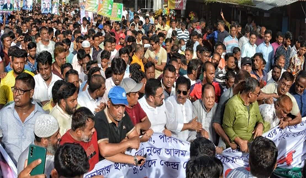 দুঃশাসনের বিরুদ্ধে জনগণ জেগে উঠেছে : মীর নাছির