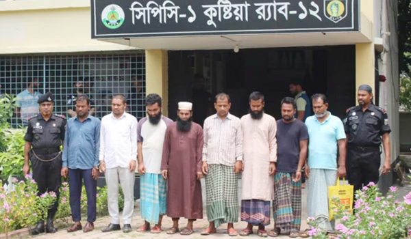 ডিবি পরিচয়ে বাড়ি থেকে তুলে নেয়ার দুই দিন পর সেই ৫ জনকে আটক দেখাল র‍্যাব