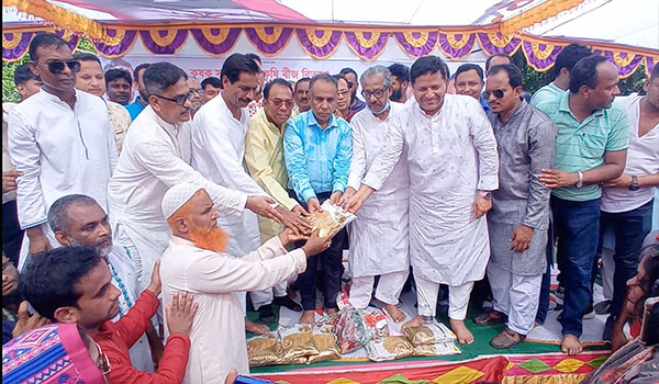 কৃষকদের সাথে প্রতারণার রাজনীতি করছে ক্ষমতাসীন আওয়ামী লীগ সরকার