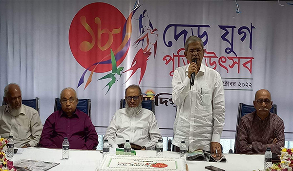 বৃষ্টিপাতে সৃষ্ট ‘জলাবন্ধতা’ সরকারের মেগা উন্নয়নের ফল : মির্জা ফখরুল