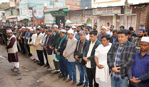 বগুড়ায় বিএনপি নেতা আরেফিনের গায়েবানা জানাজা অনুষ্ঠিত