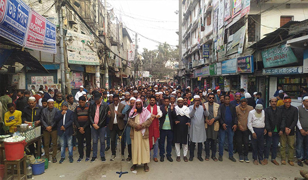 জনবিচ্ছিন্ন সরকার বন্দুকের নলের জোরে ক্ষমতায় টিকে আছে : অ্যাড. মনা