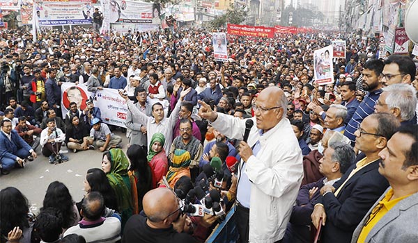 পাহারা বসিয়ে সরকার জনগণের রাজপথে আসা রুখতে পারেনি : ড. খন্দকার মোশাররফ