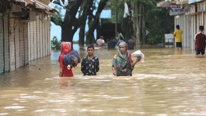 বন্যায় এখন পর্যন্ত ৬৭ জনের মৃত্যু : দুর্যোগ মন্ত্রণালয়