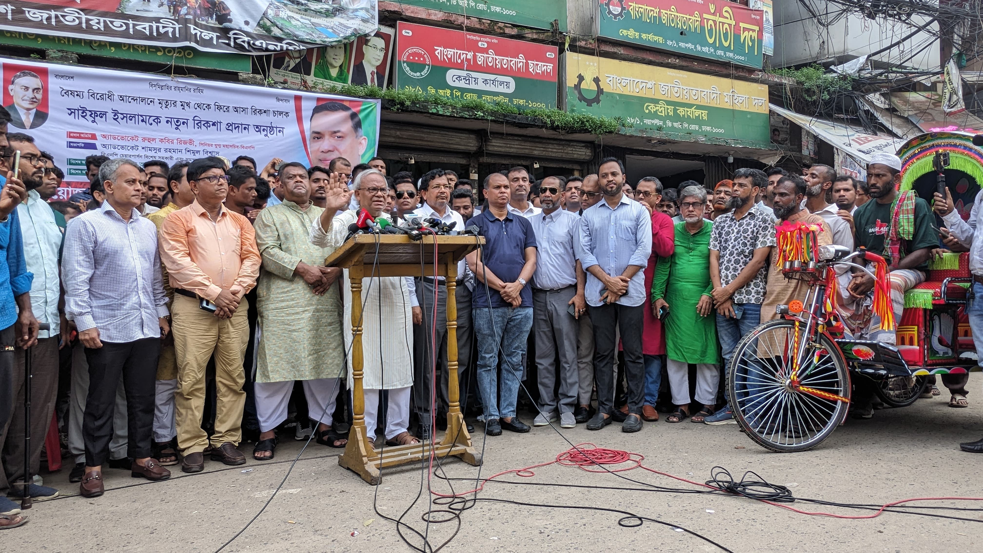 পোষাক শিল্পের অস্থিরতা পতিত স্বৈরাচারের সুবিধাভোগী মালিকদের পরিকল্পিত চক্রান্ত : রিজভী