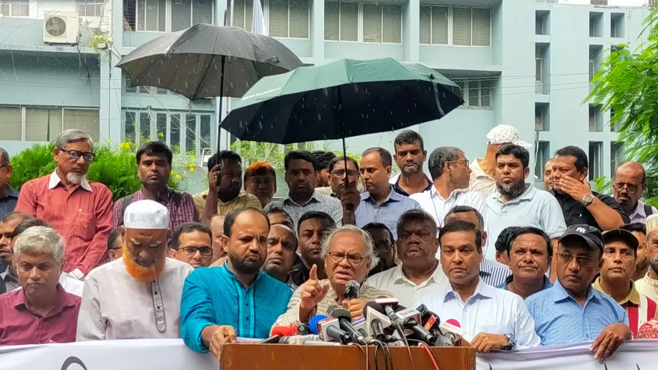 শেখ হাসিনার ভূত আজও আদালত-প্রশাসন-পুলিশে সক্রিয় : রিজভী