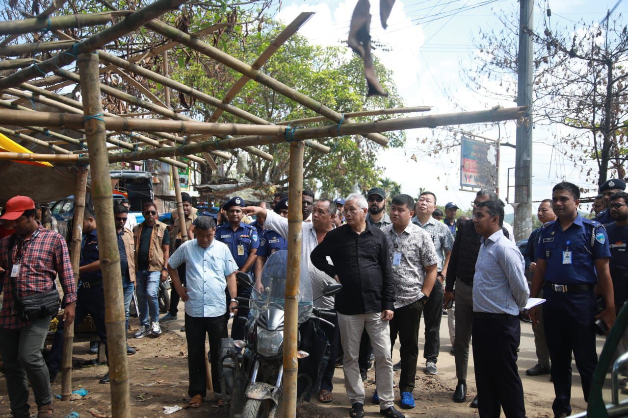 পার্বত্য চট্টগ্রামে সাম্প্রদায়িক সহিংসতা বন্ধ করতে হবে : পার্বত্য উপদেষ্টা 