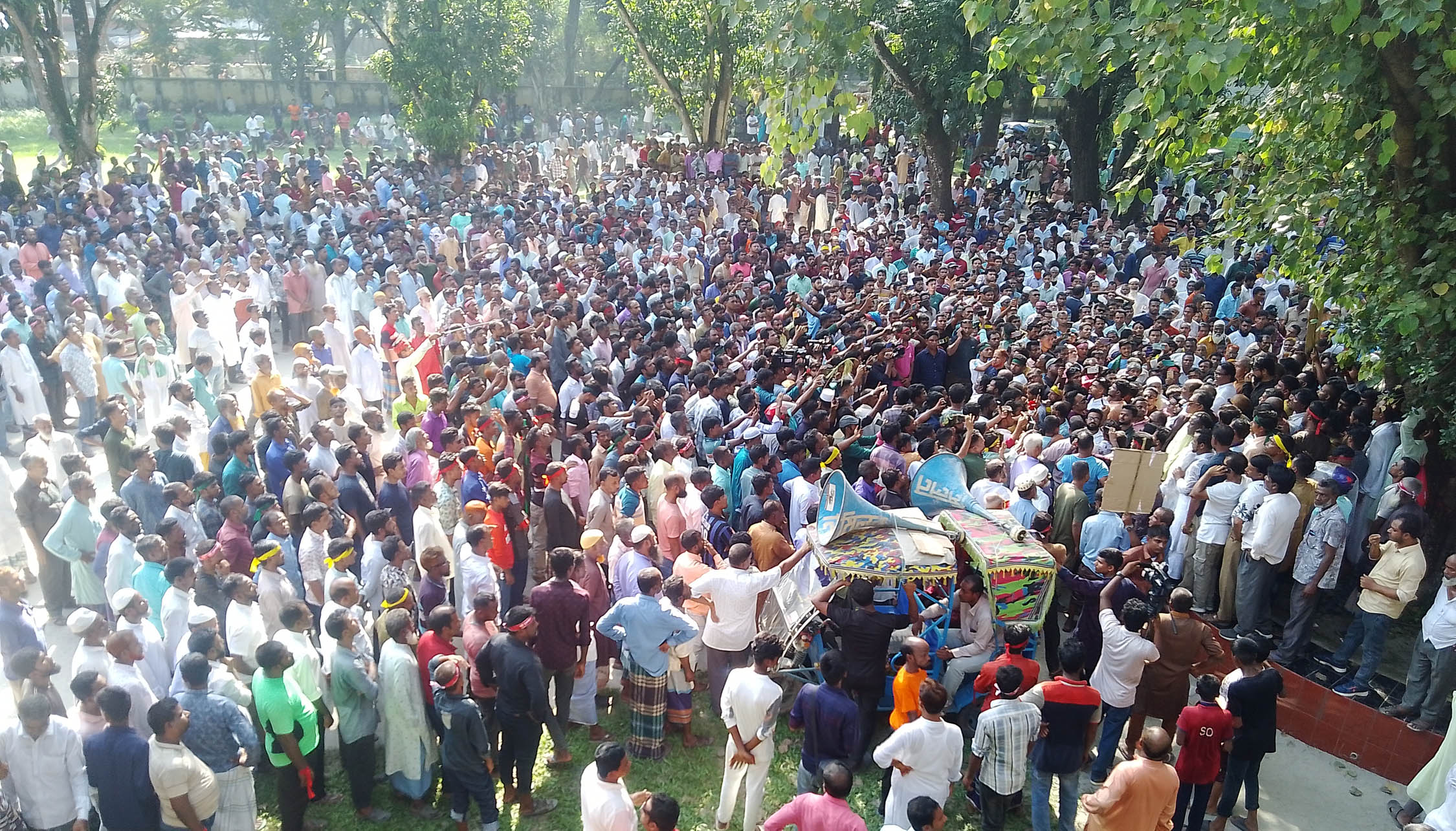 তারেক রহমানের মিথ্যা মামলা প্রত্যাহারের দাবিতে কুড়িগ্রামে বিএনপির বিক্ষোভ সমাবেশ 