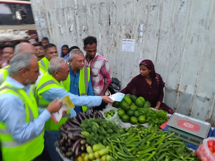 নির্বাচন নিয়ে এত দ্বিধা-দ্বন্দ্ব কেন, প্রশ্ন রিজভীর