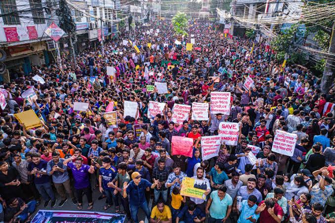 'সংখ্যালঘু' কার্ড দিয়ে ভয়ঙ্কর ষড়যন্ত্রের খেলায় মেতে উঠেছে ভারত