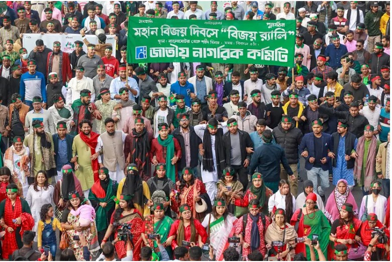 শেখ হাসিনা বাংলাদেশের নাগরিকদের হয় দালাল, নাহয় দাস বানিয়েছে